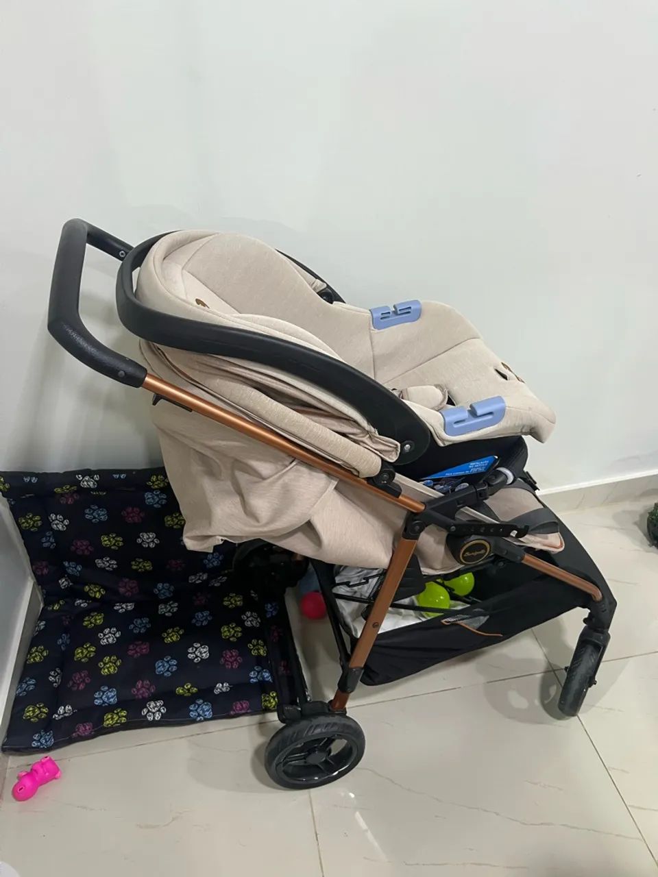 Kit Carrinho e Bebê Conforto Burigotto