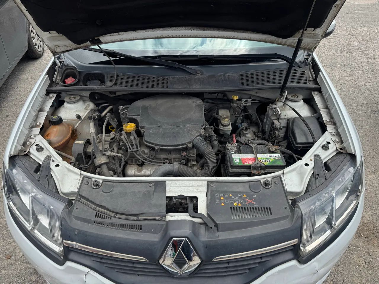 Renault Logan LOGAN Dynamique Hi-Flex 1.6 8V 4p 2017