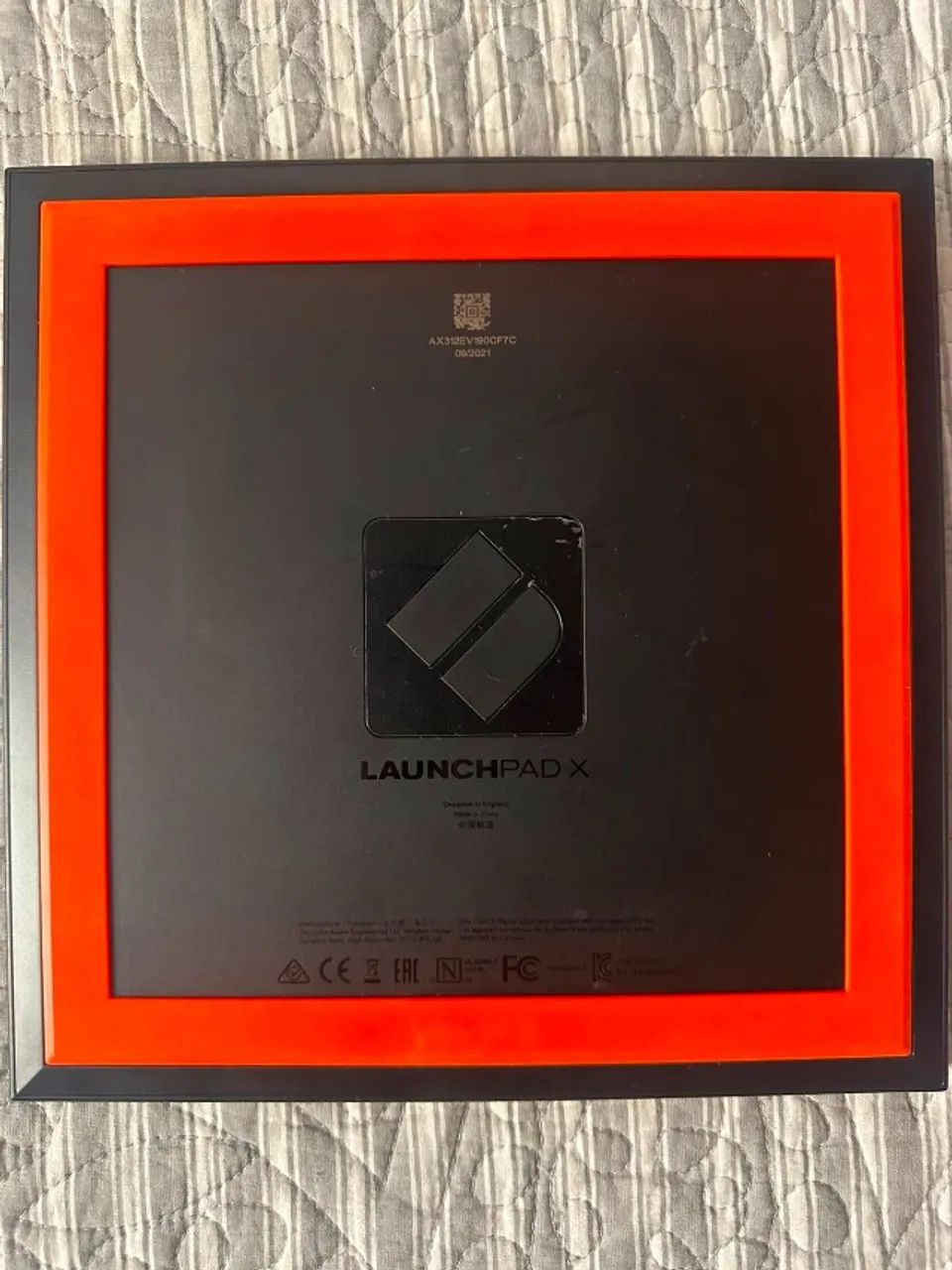 Controlador Novation Launchpad X - Foto 2