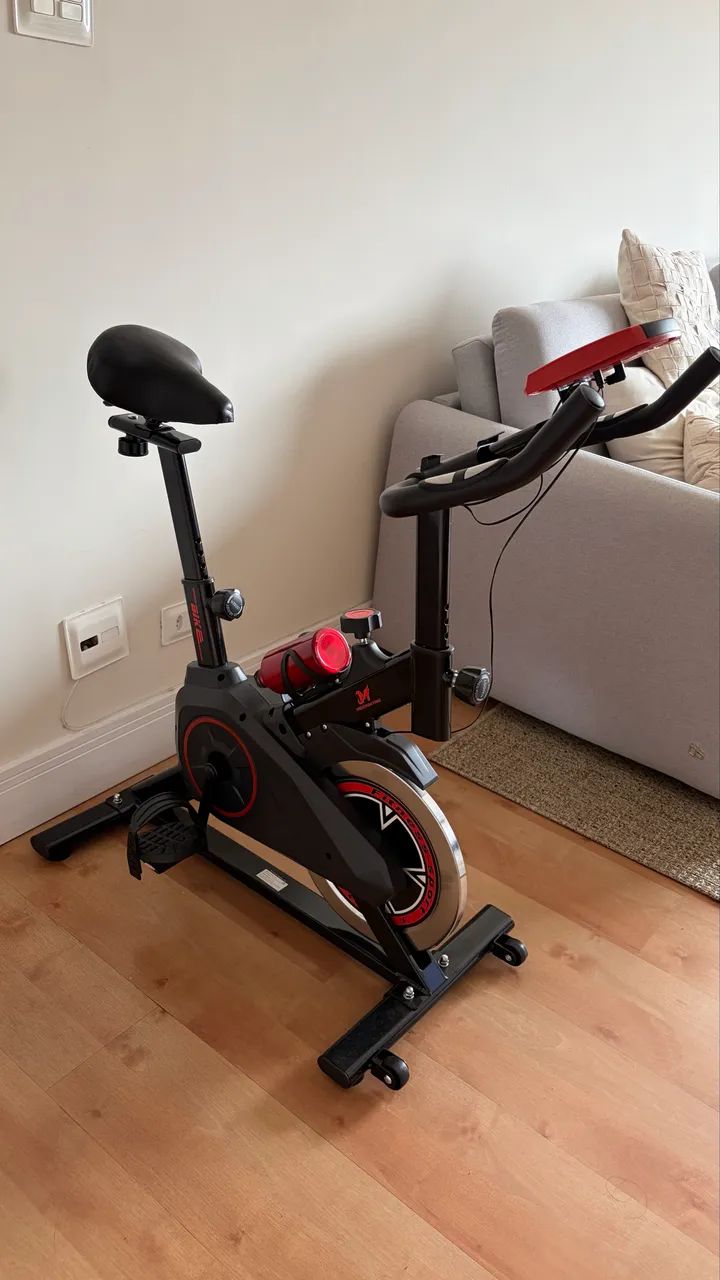 BICICLETA ERGOMÉTRICA/SPINNING