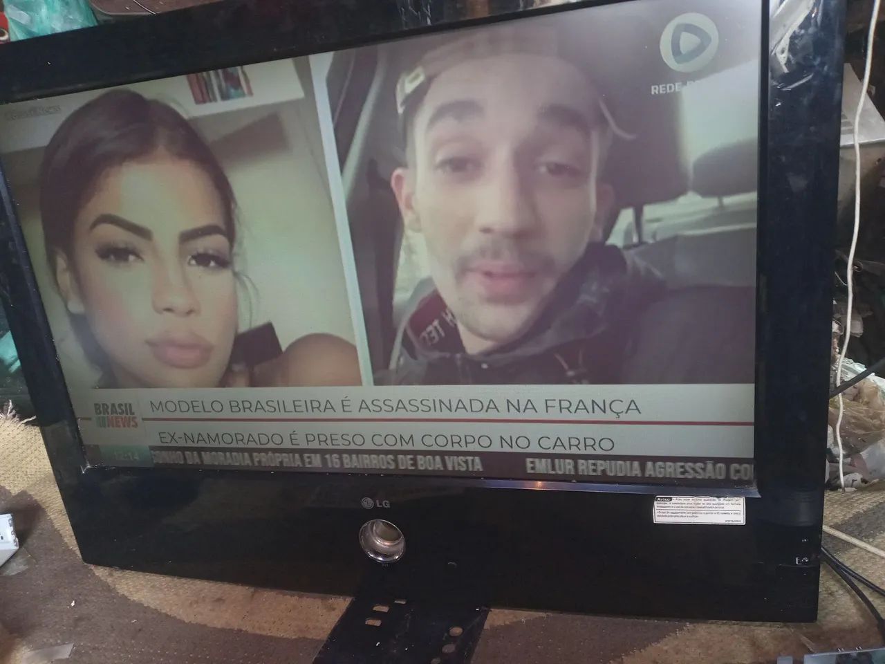 TV MONITOR VERMELHA 32 POLEGADAS LINDONA - Foto 3