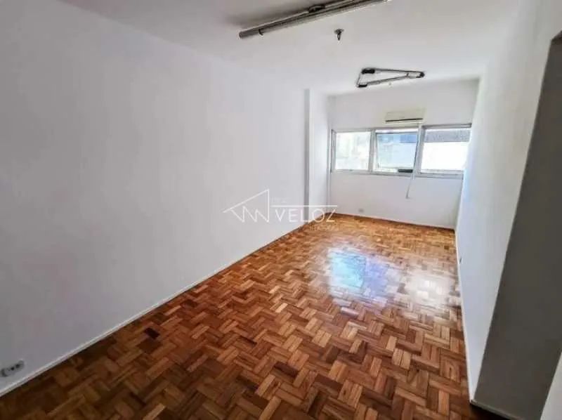 Apartamento : / Residencial / Centro