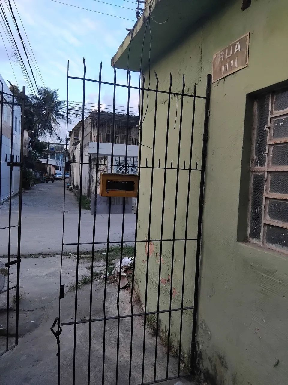 casa no engenho do meio próx. ao posto de saúde