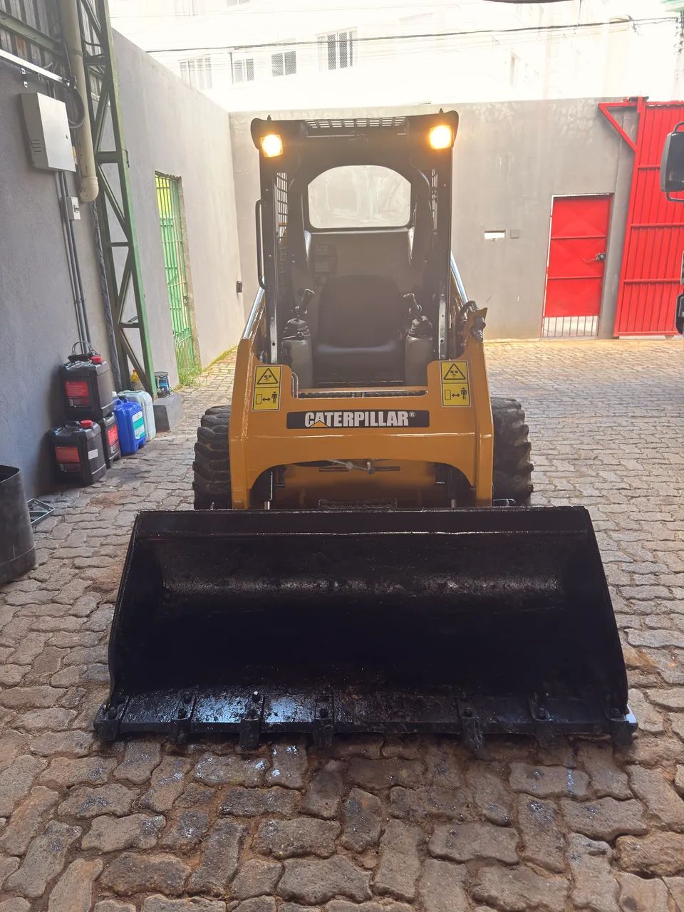 Mini Carregadeira  - Foto 3