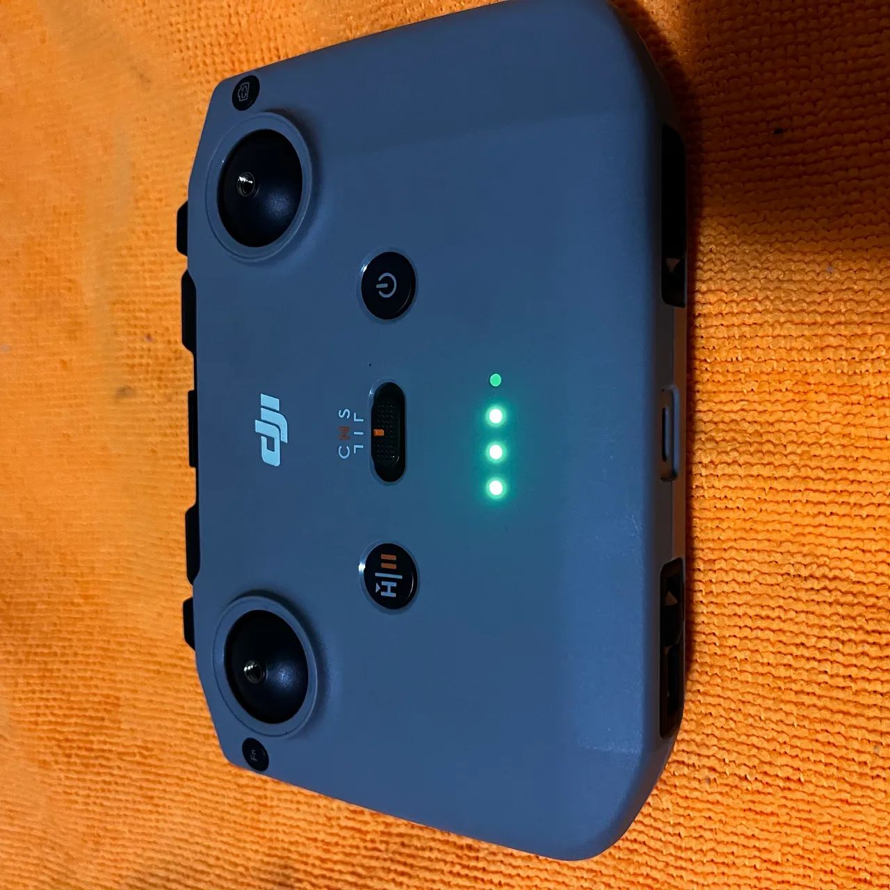 DJI Neo Fly More Combo controle e 03 baterias - Foto 6
