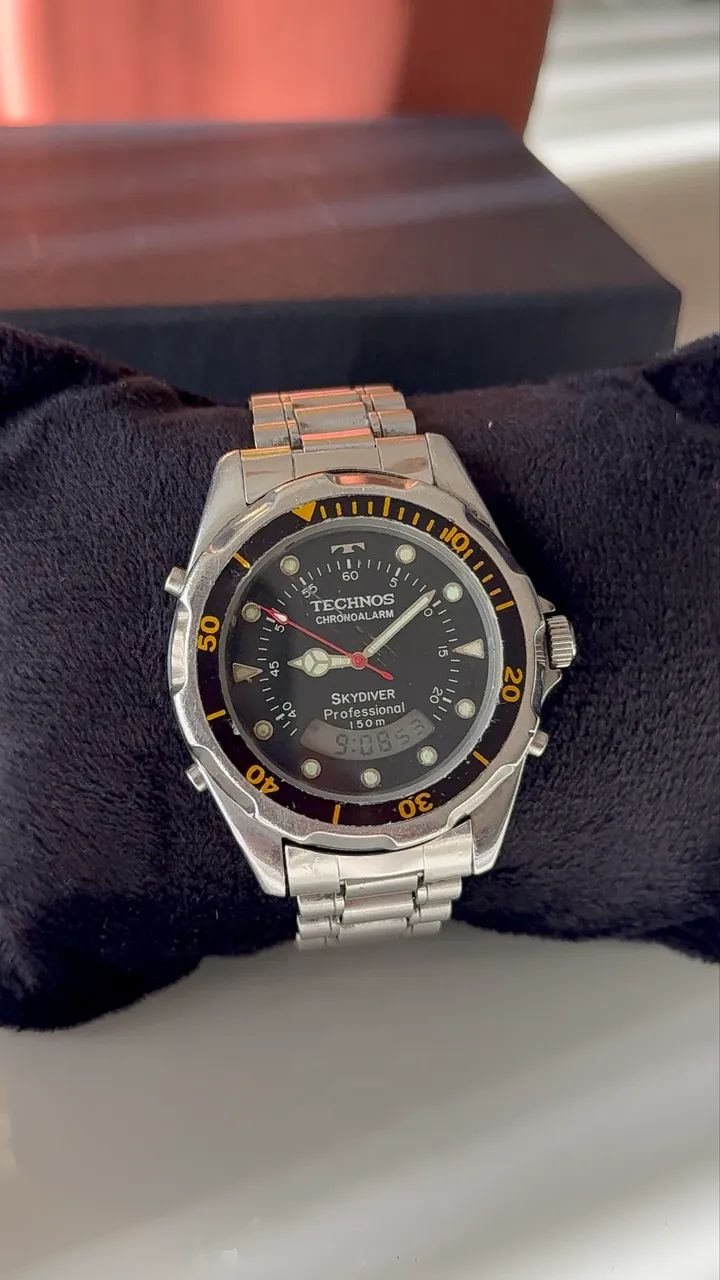 Technos Skydiver 90? Clássico modelo 