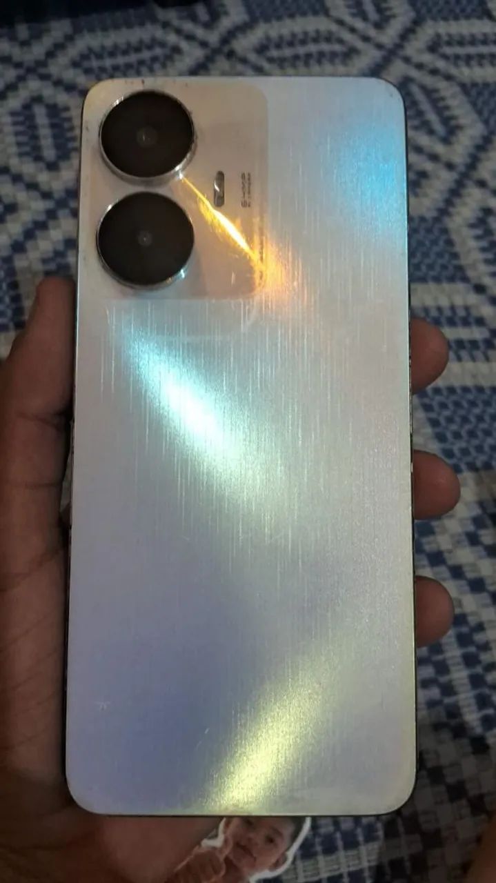 REALME C54 