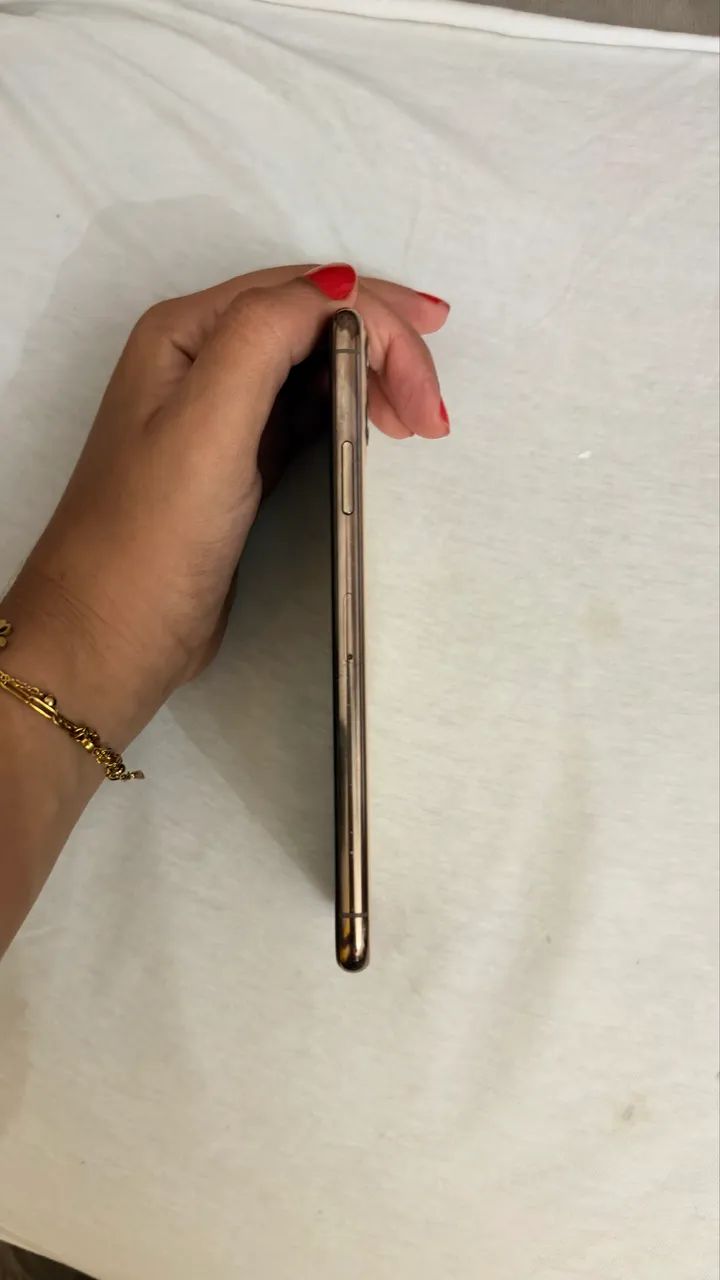 iPhone 11 Pro Max - 64GB - Excelente estado - Foto 3