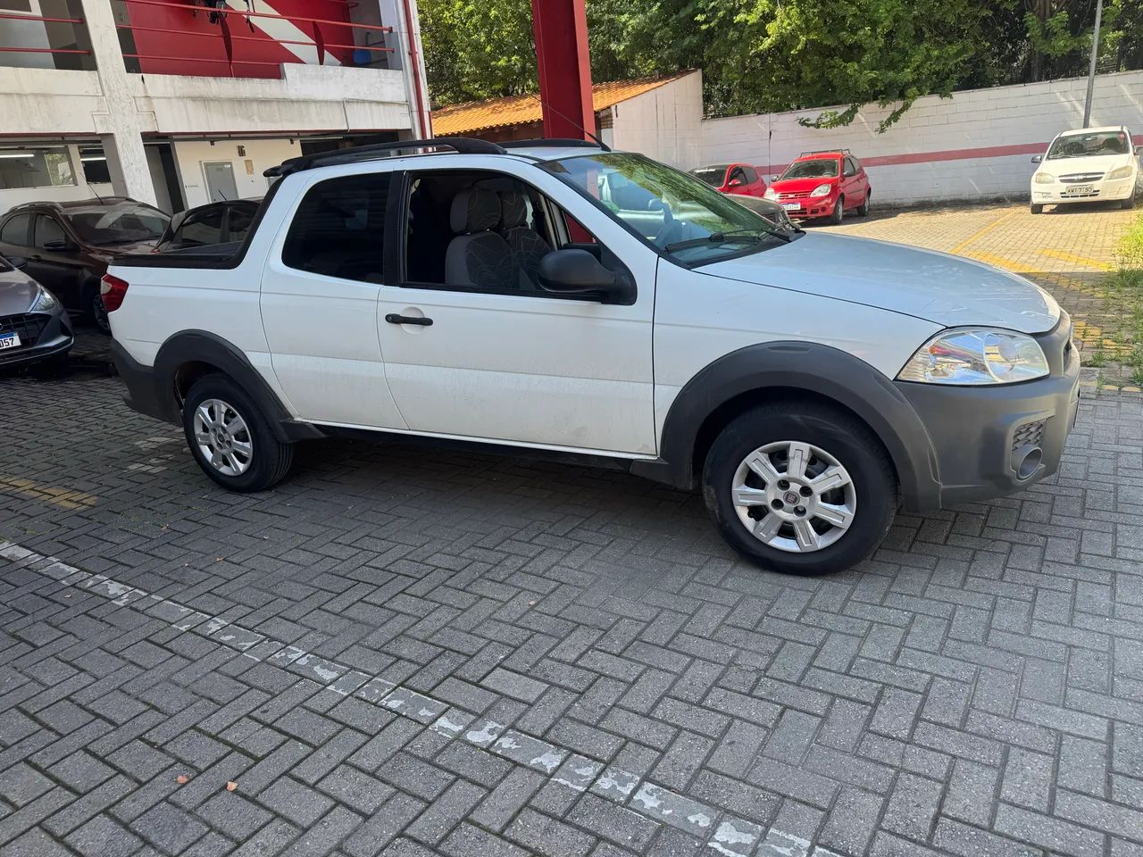 Fiat Strada Working Celeb.1.4 Fire Flex 8V CD 2016 - Foto 3