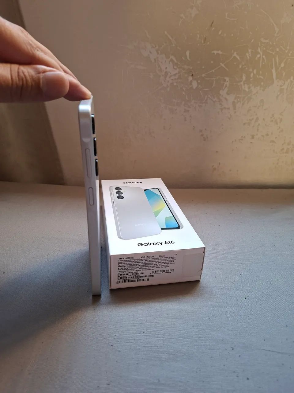 Celular Galaxy A16 com a tela quebrada. - Foto 3