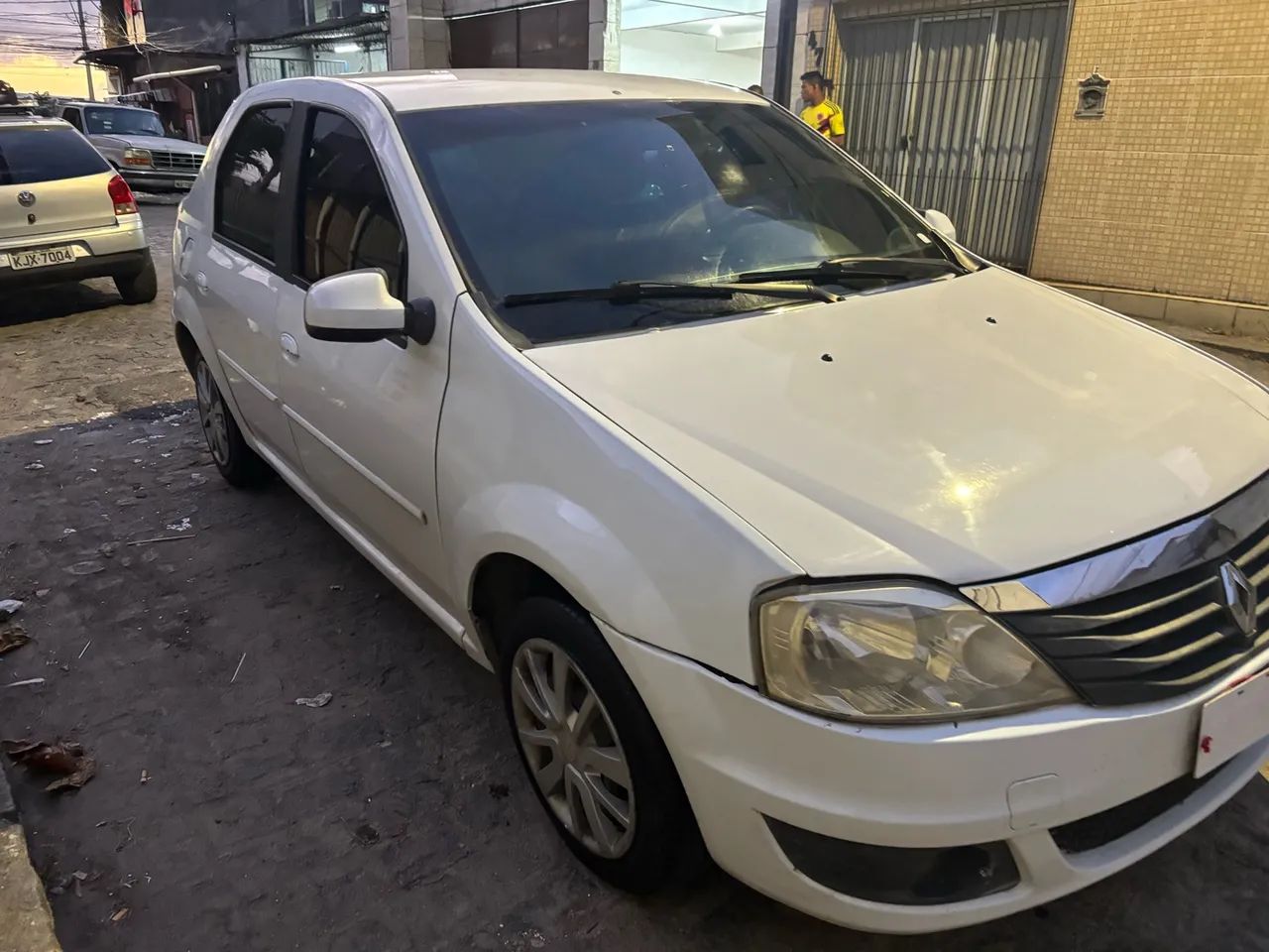 Renault Logan Expression Hi-flex 1.6 8V 4P 2012 - Foto 3