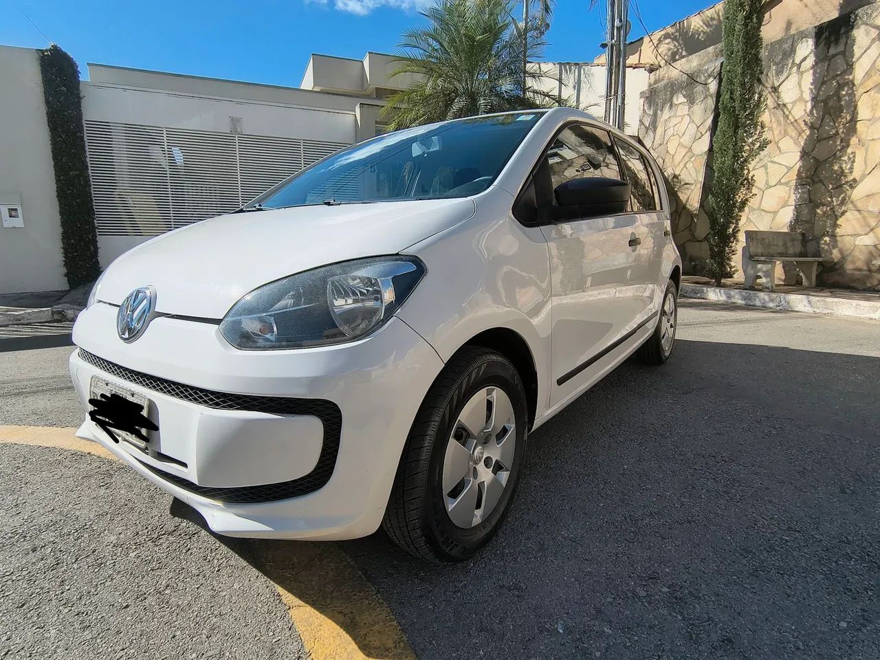 Volkswagen Up! 2016