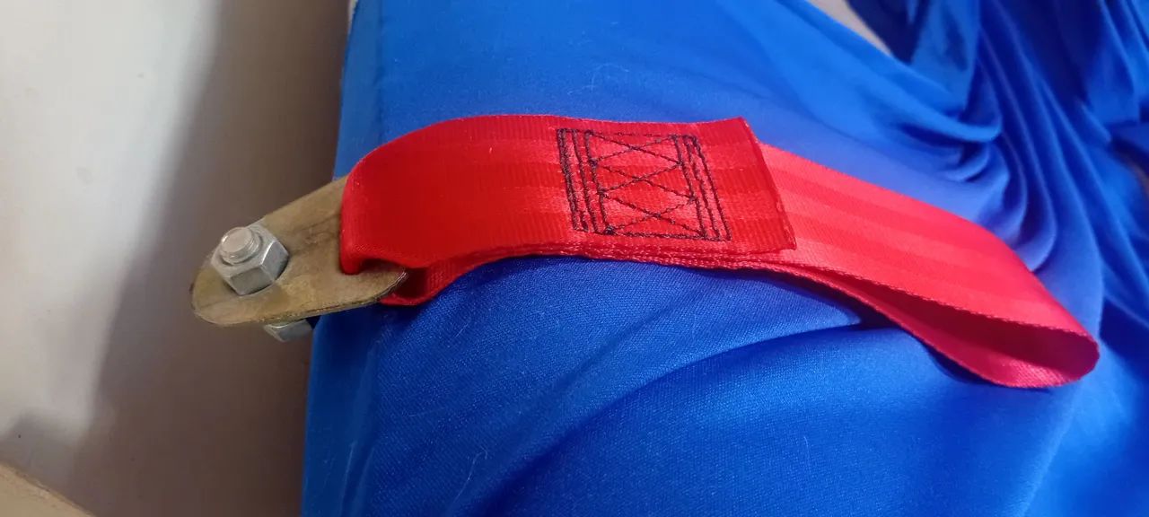 Cinto de reboque dianteiro