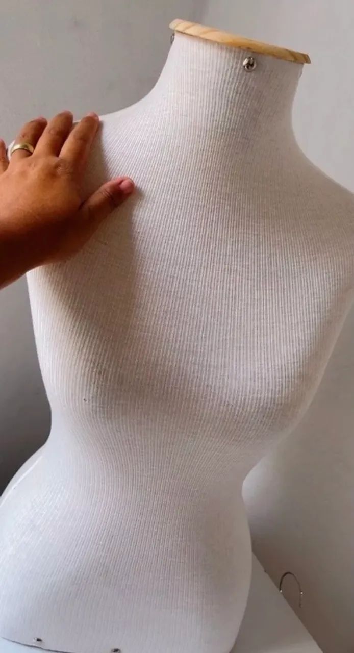 Maniquim de busto  - Foto 2