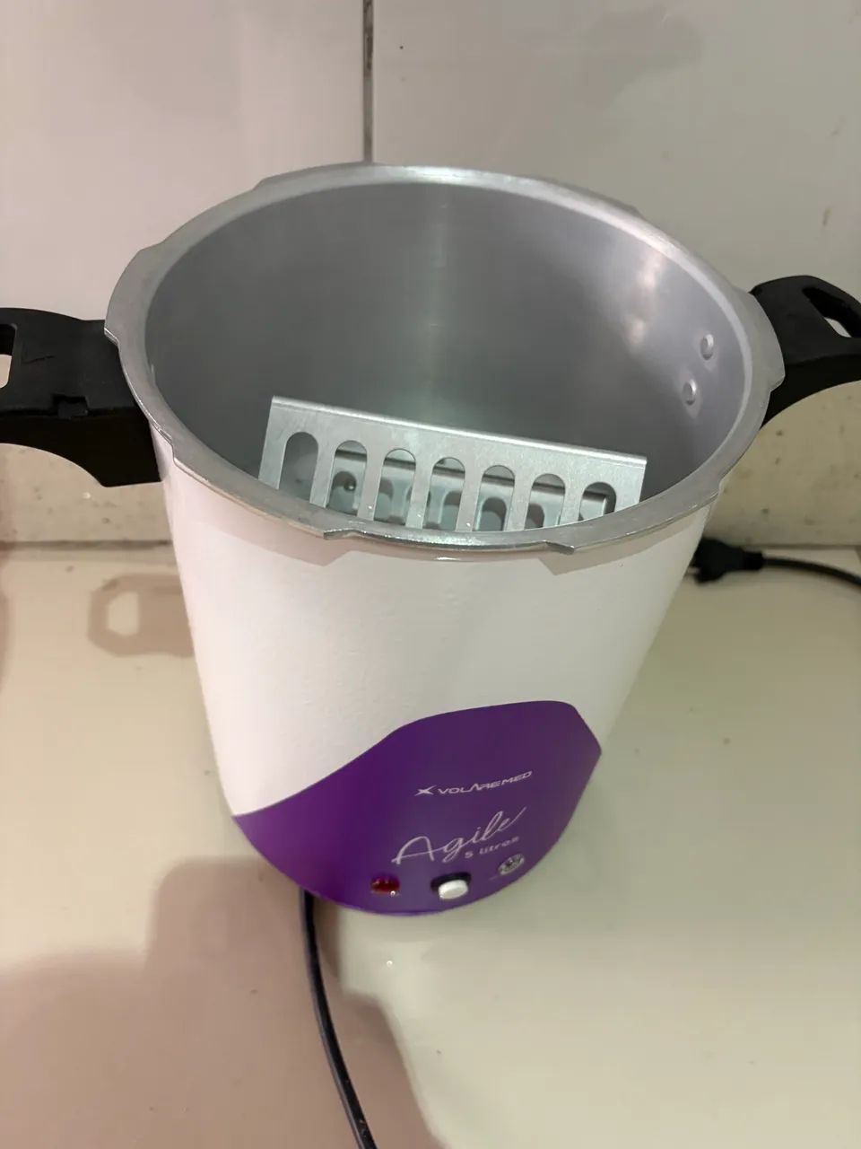VENDO AUTOCLAVE AGILE 5 litros - Foto 2
