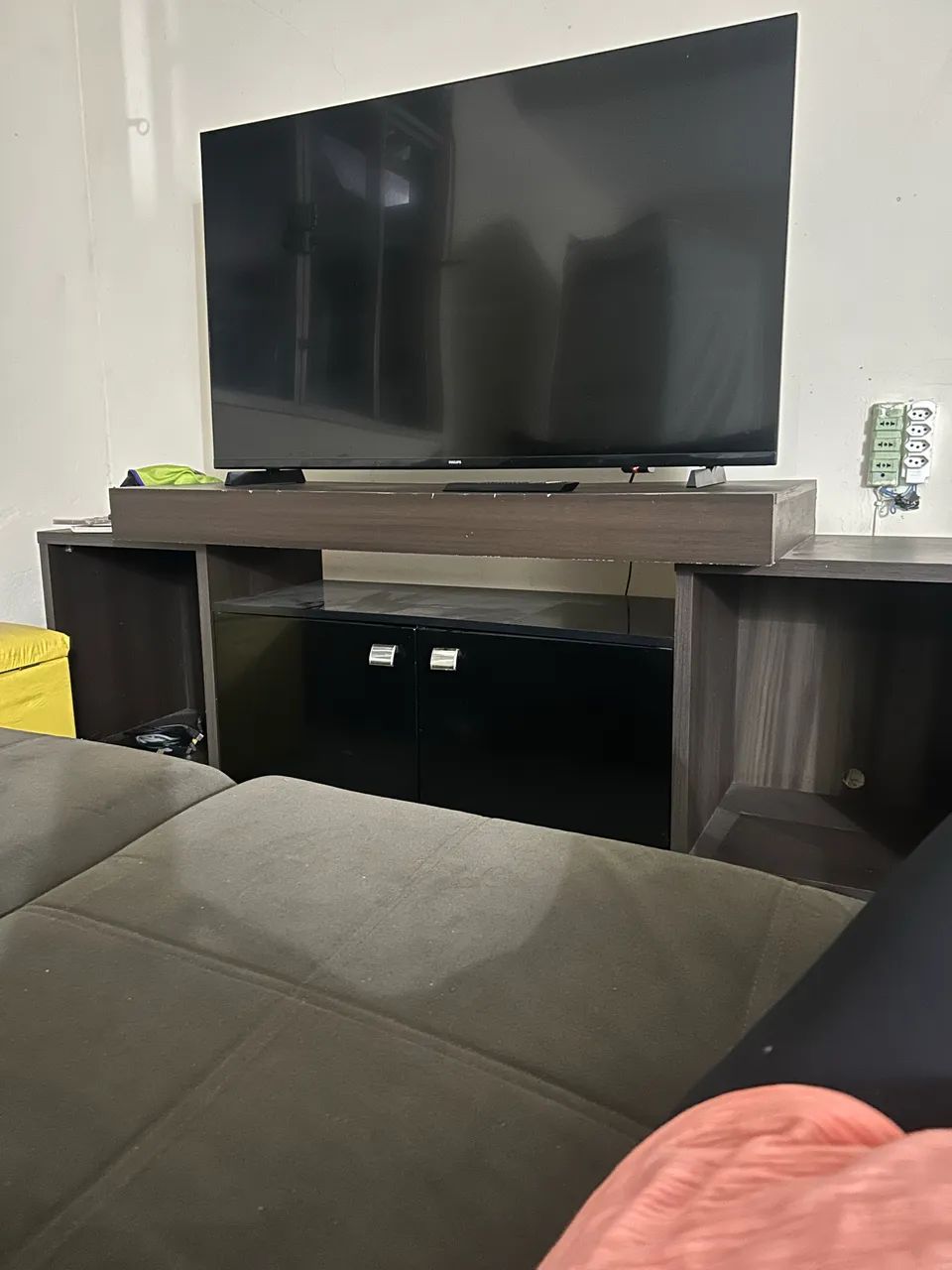 Vendo rack para sala de TV - Foto 2