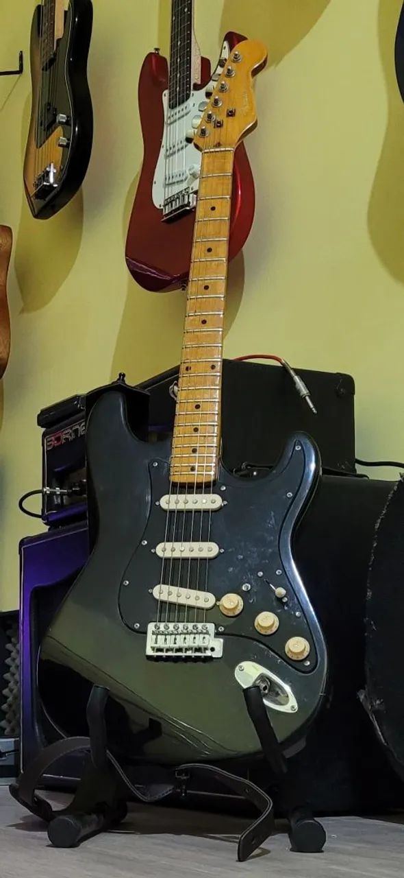 Guitarra Stratocaster  - Foto 2