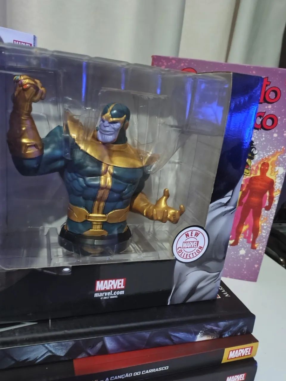 Lote Bustos Marvel Eaglemoss - Thanos, Hulk, Colossus, War Machine, Ultron e Fanatico - Foto 4
