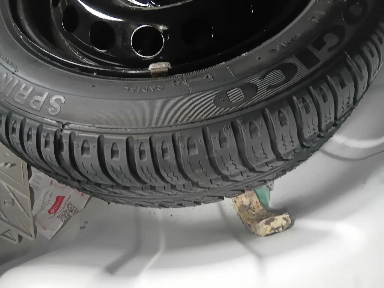 Pneu com aro para Argo 175/65/14 - Foto 2