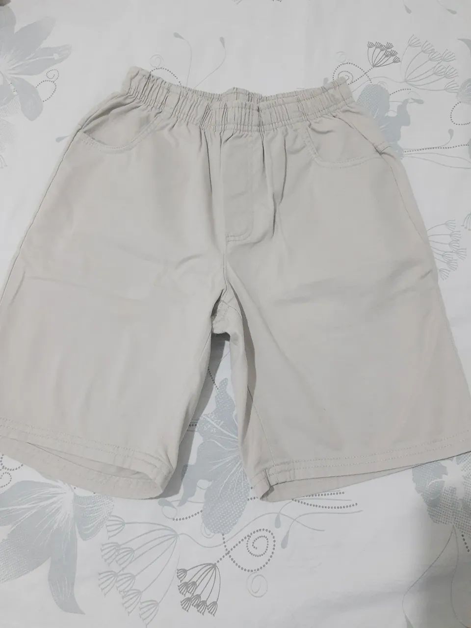 Bermuda Brim cinza claro