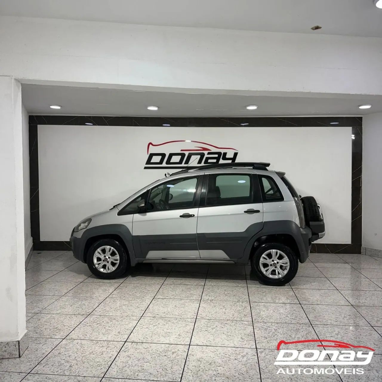 Fiat Idea Adv./ Adv.lock.dualogic 1.8 Flex 5P 2011 - Foto 2