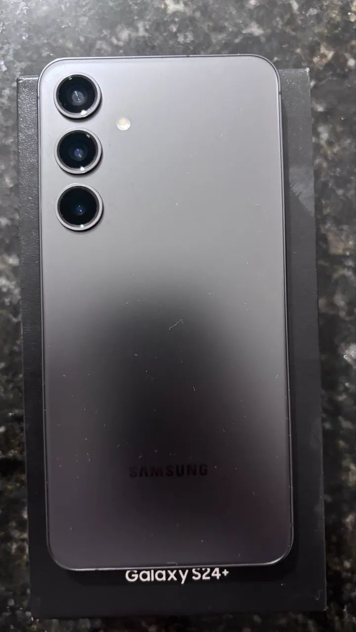 Celular s24 plus 