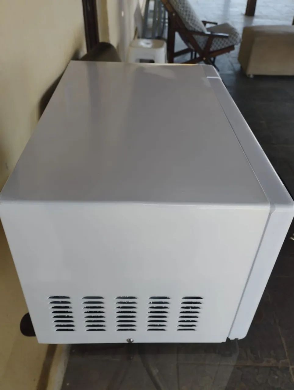 Microondas Electrolux de 20 litros - Foto 3