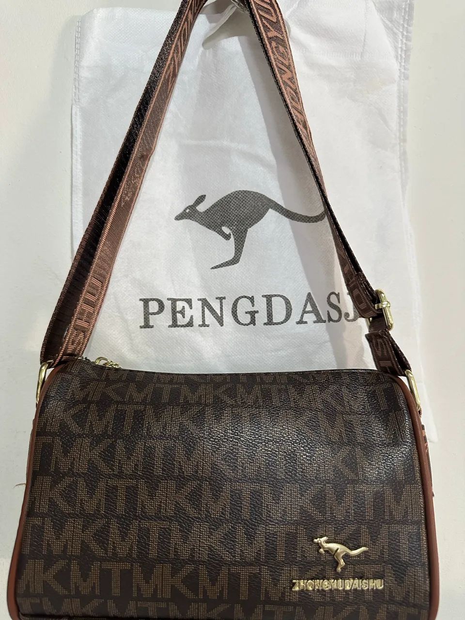 Bolsa de Ombro Alça Larga Marron  - Foto 5