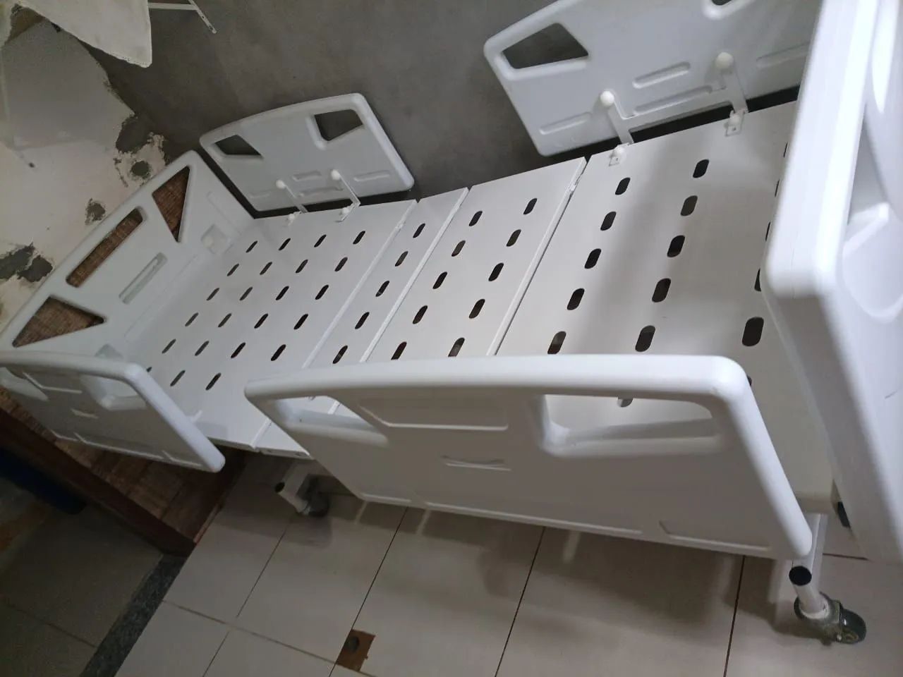 Cama Hospitalar Manual 2024 - Foto 4