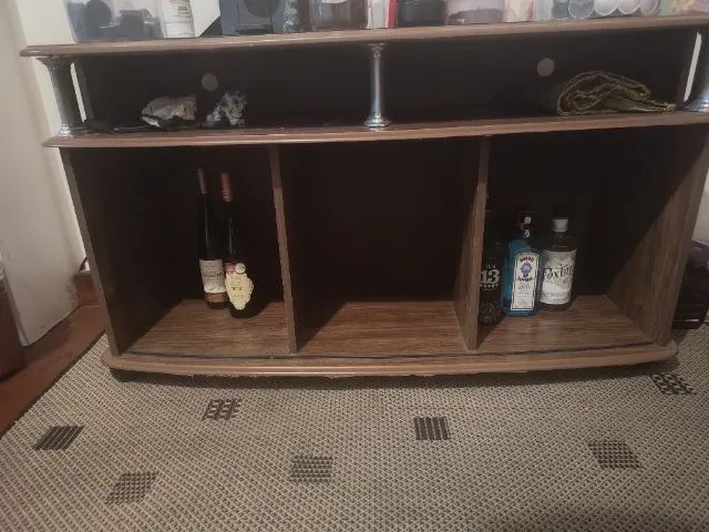 Rack TV / Bar