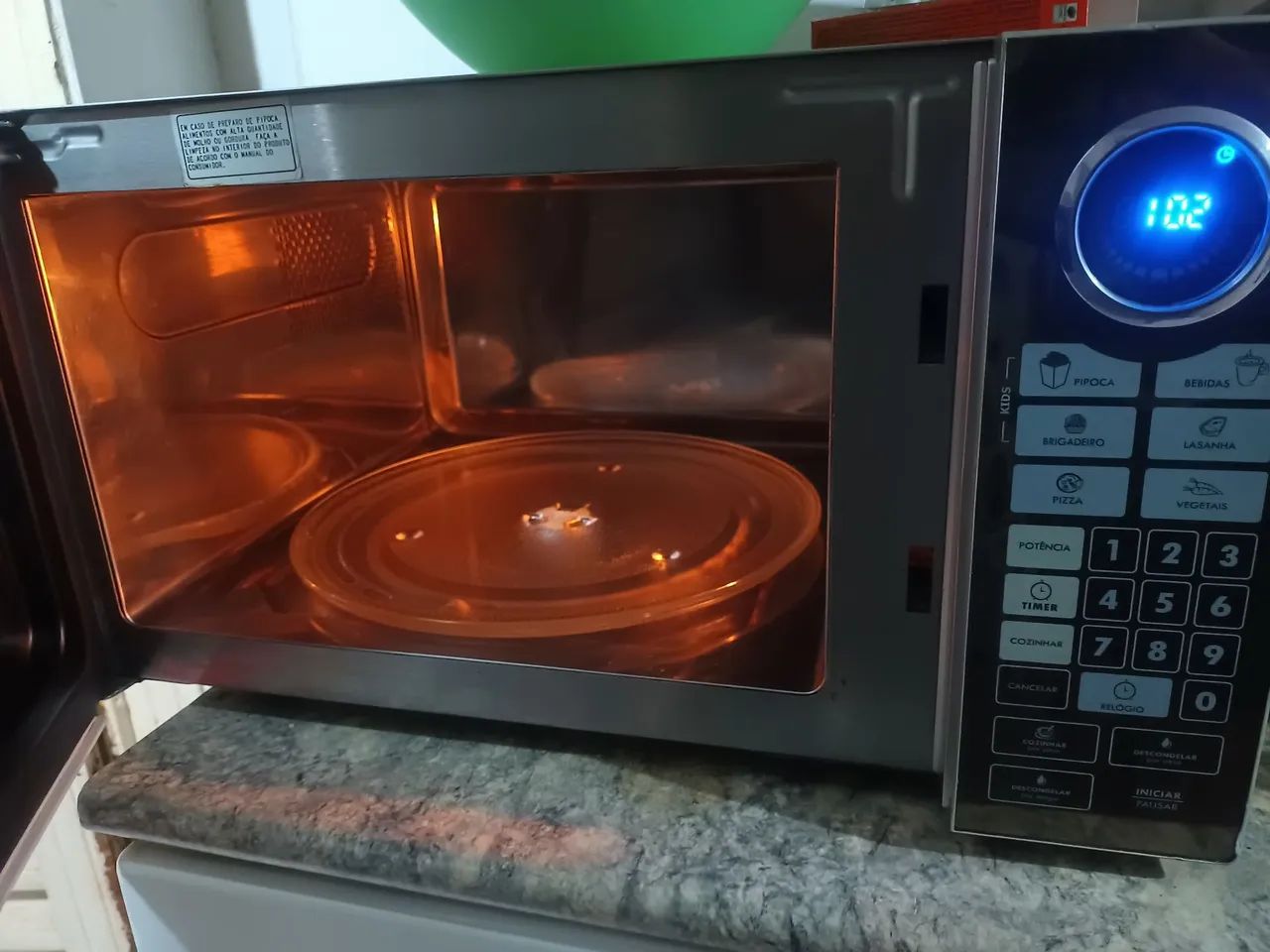 Microondas Philco 31L muito bom funcionando perfeitamente  - Foto 2