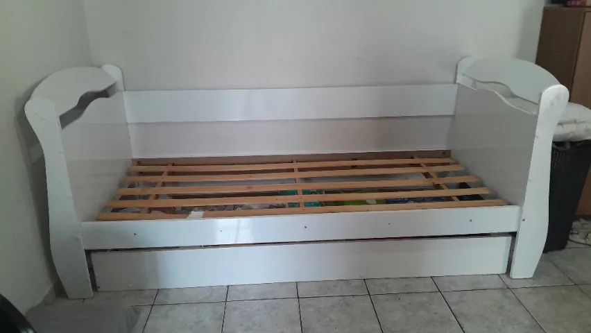  Cama