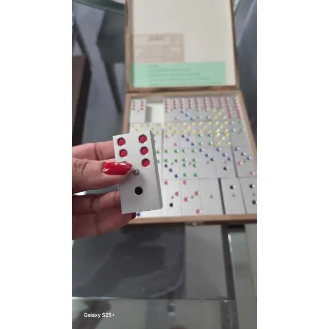 Jogo Dominó Colecionadores - Foto 2