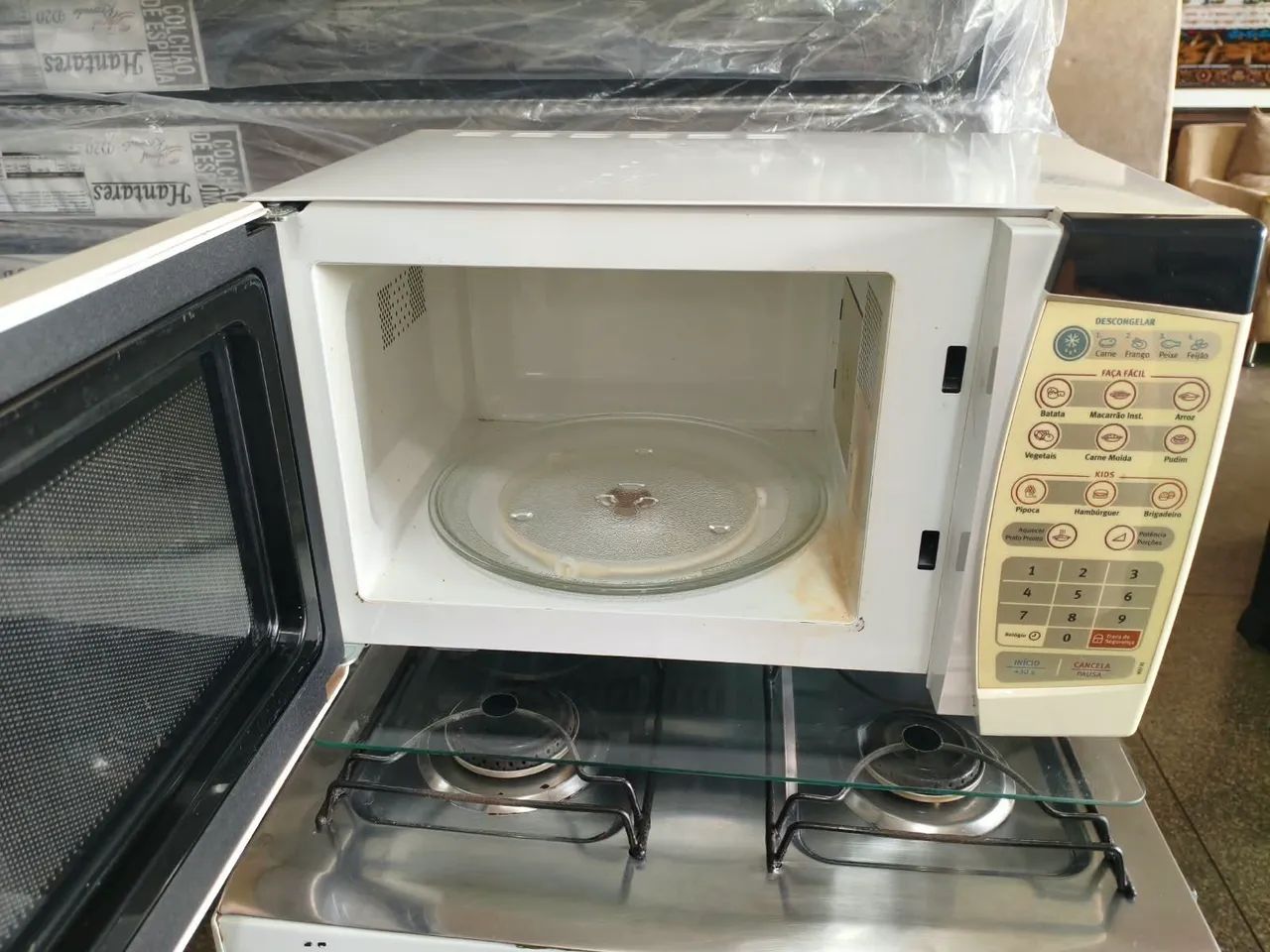 Microondas ELETROLUX 20litros - Foto 4