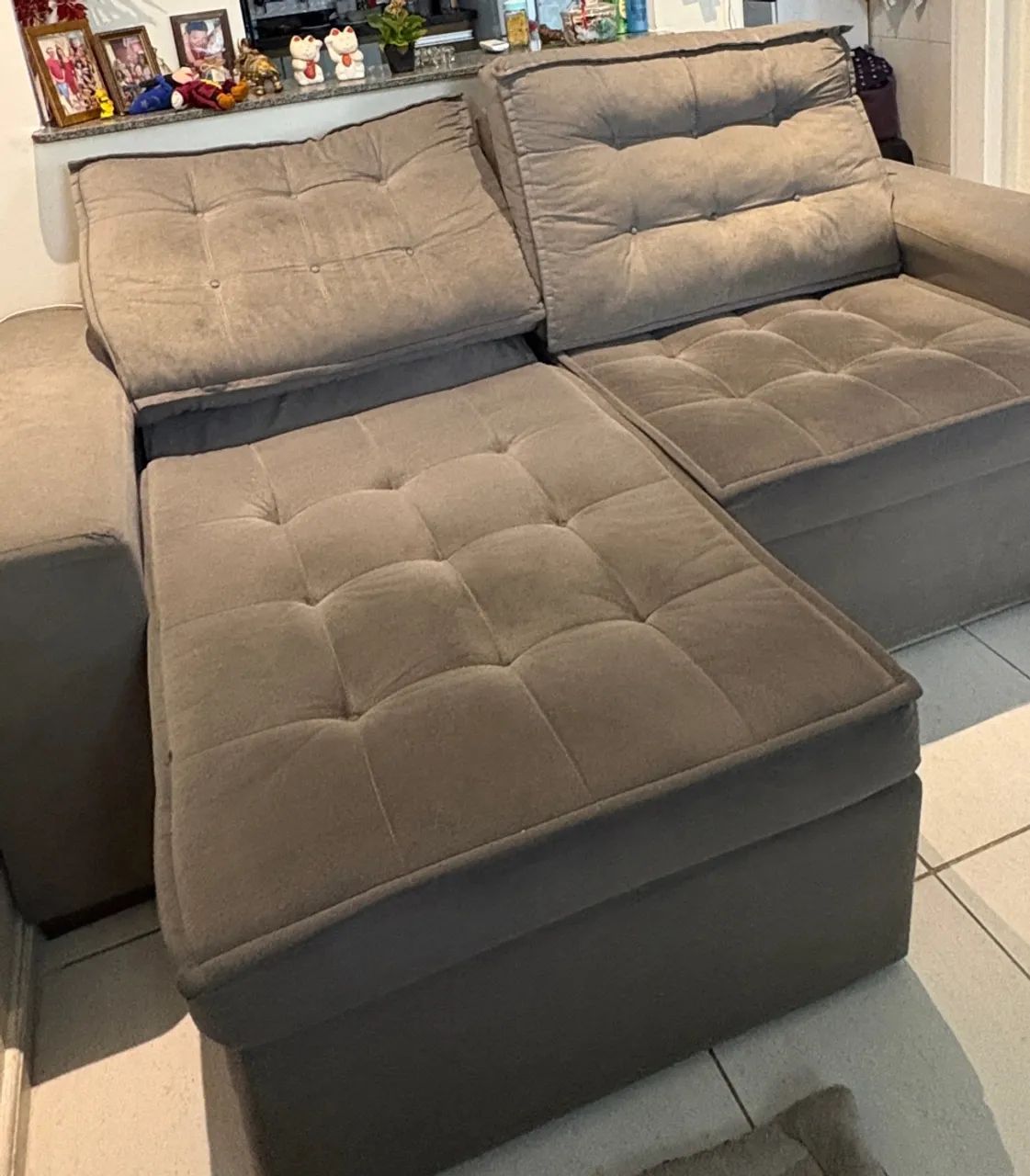 Vendo Sofá retrátil 3 lugares - modelo cama in box  - Foto 3