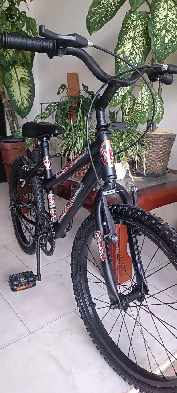 bicicleta aro 20 semi nova 