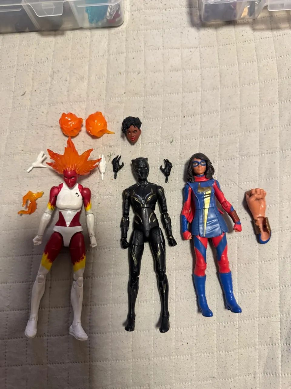 MARVEL LEGENDS ACTION figure 