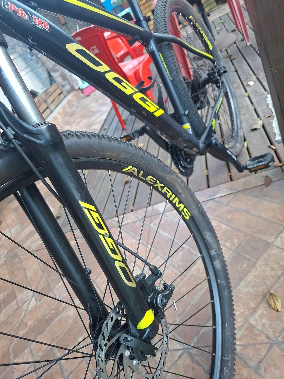 Bicicleta OGGY aro 29 qdro 17