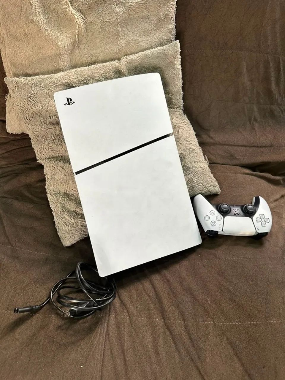 PS5 Slim Digital 