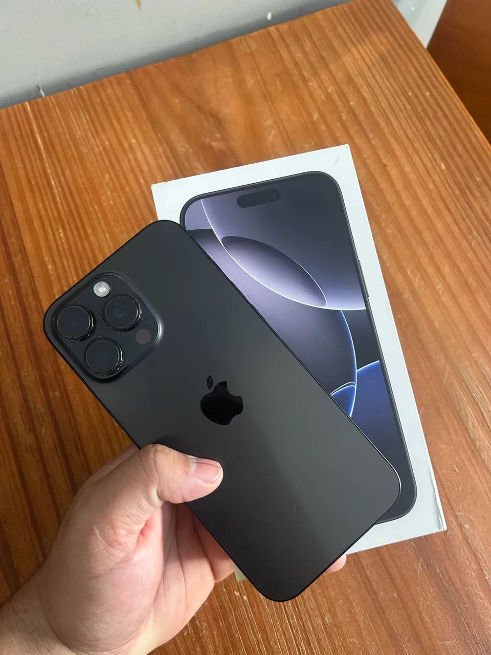 iPhone 16 pro max  - Foto 4