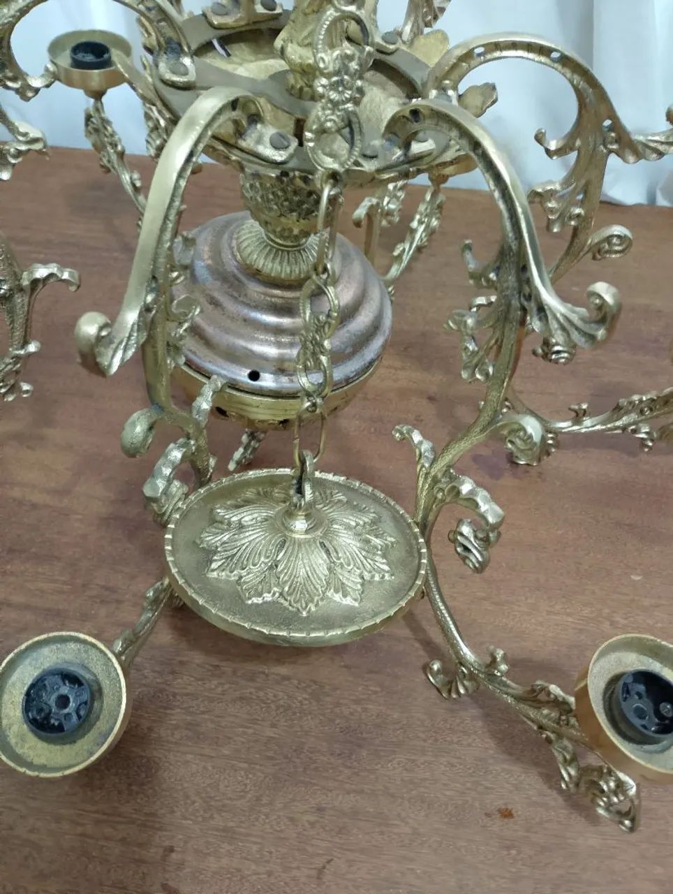 Lustre antigo de bronze  - Foto 5