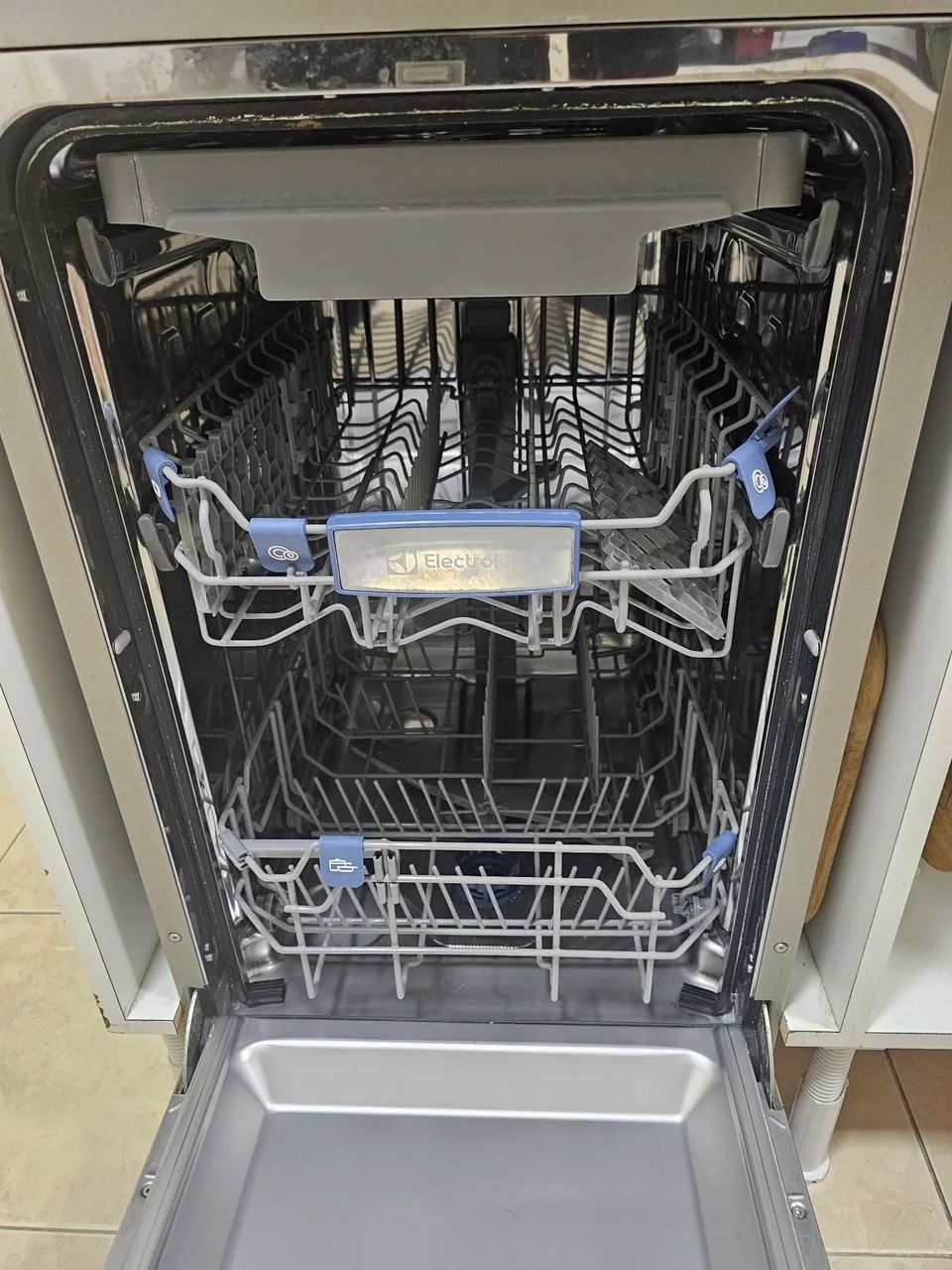 Lava louça Electrolux 220v 10 serviços - Foto 2