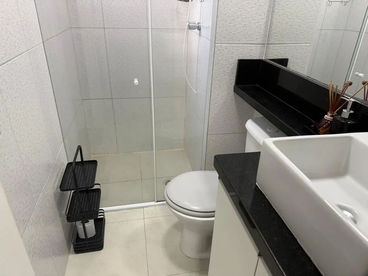 Imóvel para Aluguel e Venda Reformado Lindo Com Armarios - Foto 4