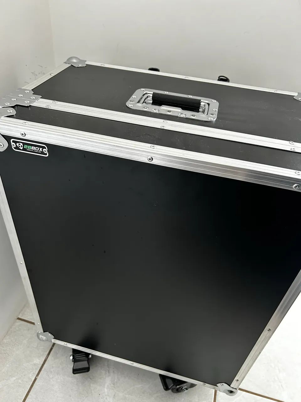 CASE CONSERVADO COM RODINHA 30x51x62cm - Foto 2