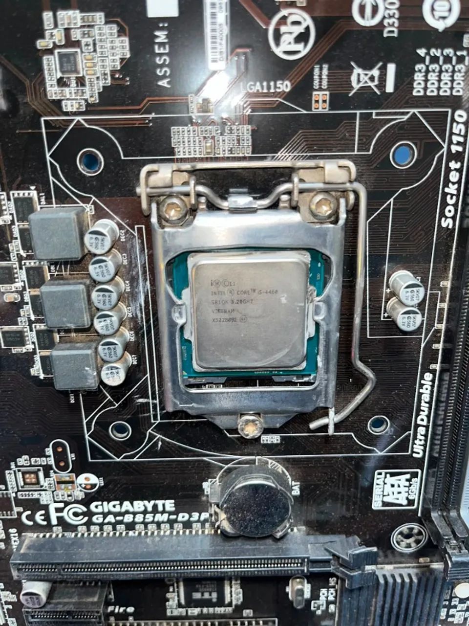 Kit Placa Mãe Gigabyte GA-B85M-D3PH + Processador Intel Core i5-4460 - Foto 2
