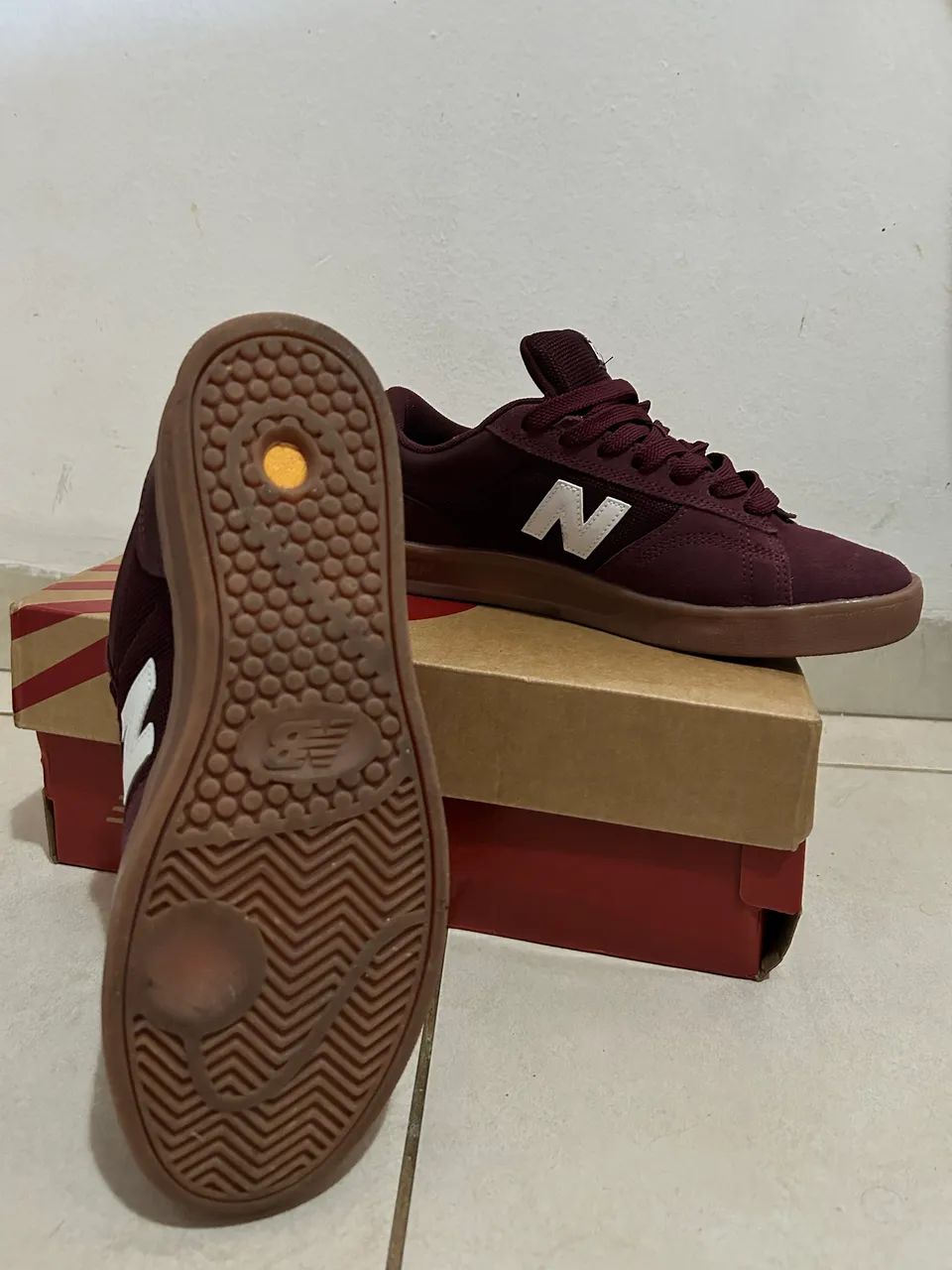 Tênis couro New balance 