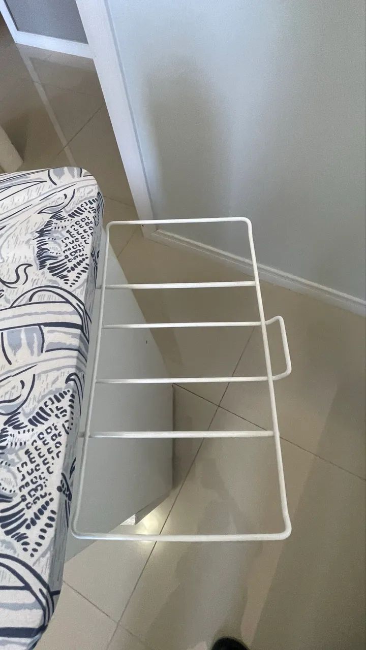Tábua de passar roupa com armário - Foto 5