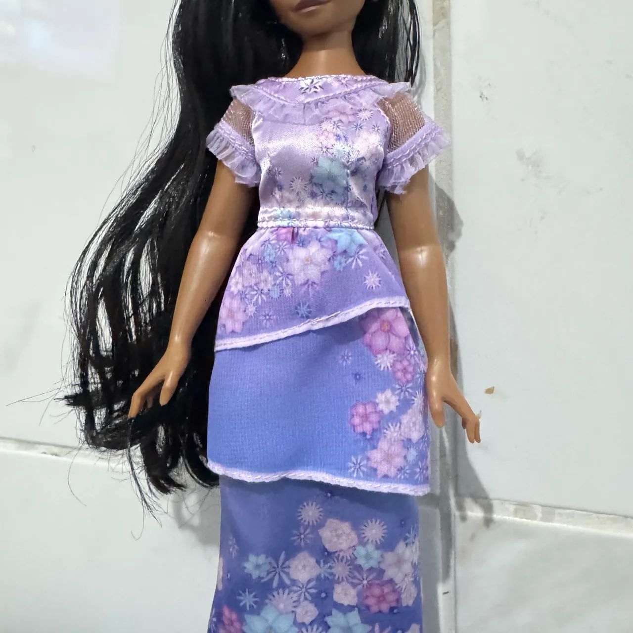 Boneca Isabela Madrigal 2