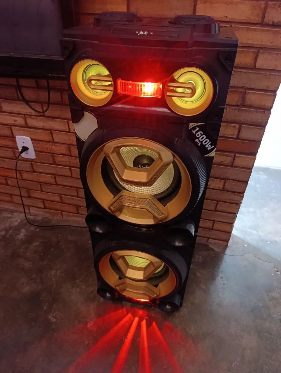 Vende ou troca caixa de som em celular  - Foto 2