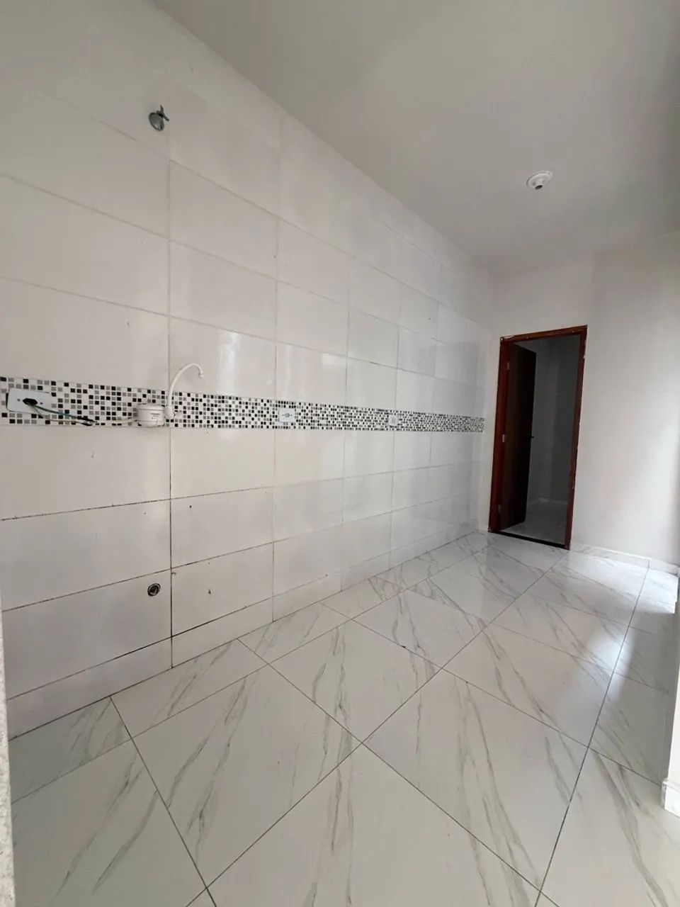 Casa no Tatuquara - 2 quartos, com garagem! - Foto 4